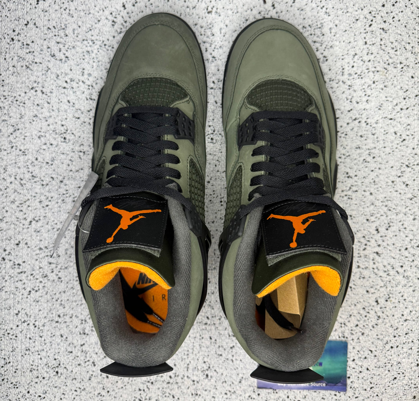 Jordan 4 Undefeated