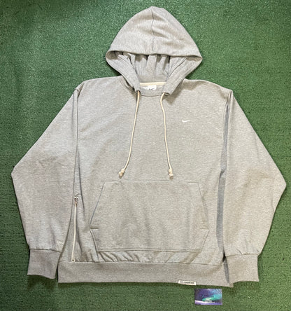 Nike grey Standard Issue Pullover Hoodie