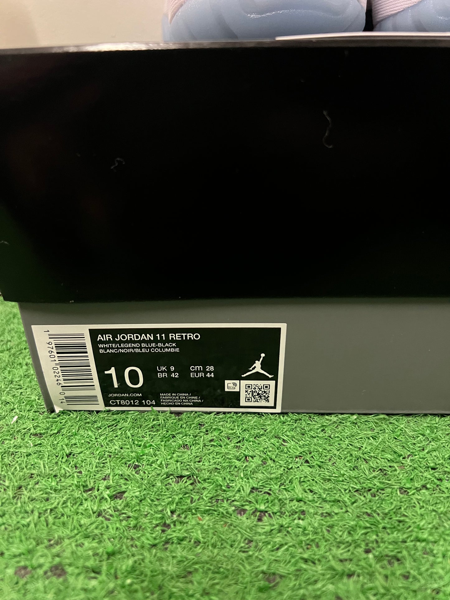 Jordan 11 legend blue 2024