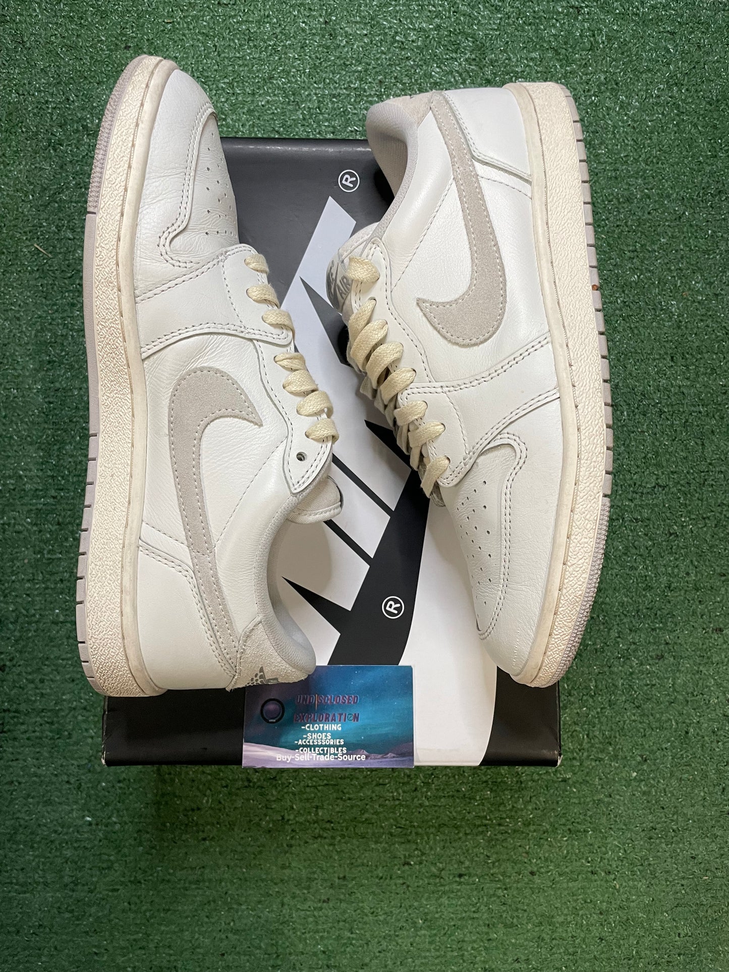 Air Jordan 1 Retro Low OG neutral grey size 10men/11.5women