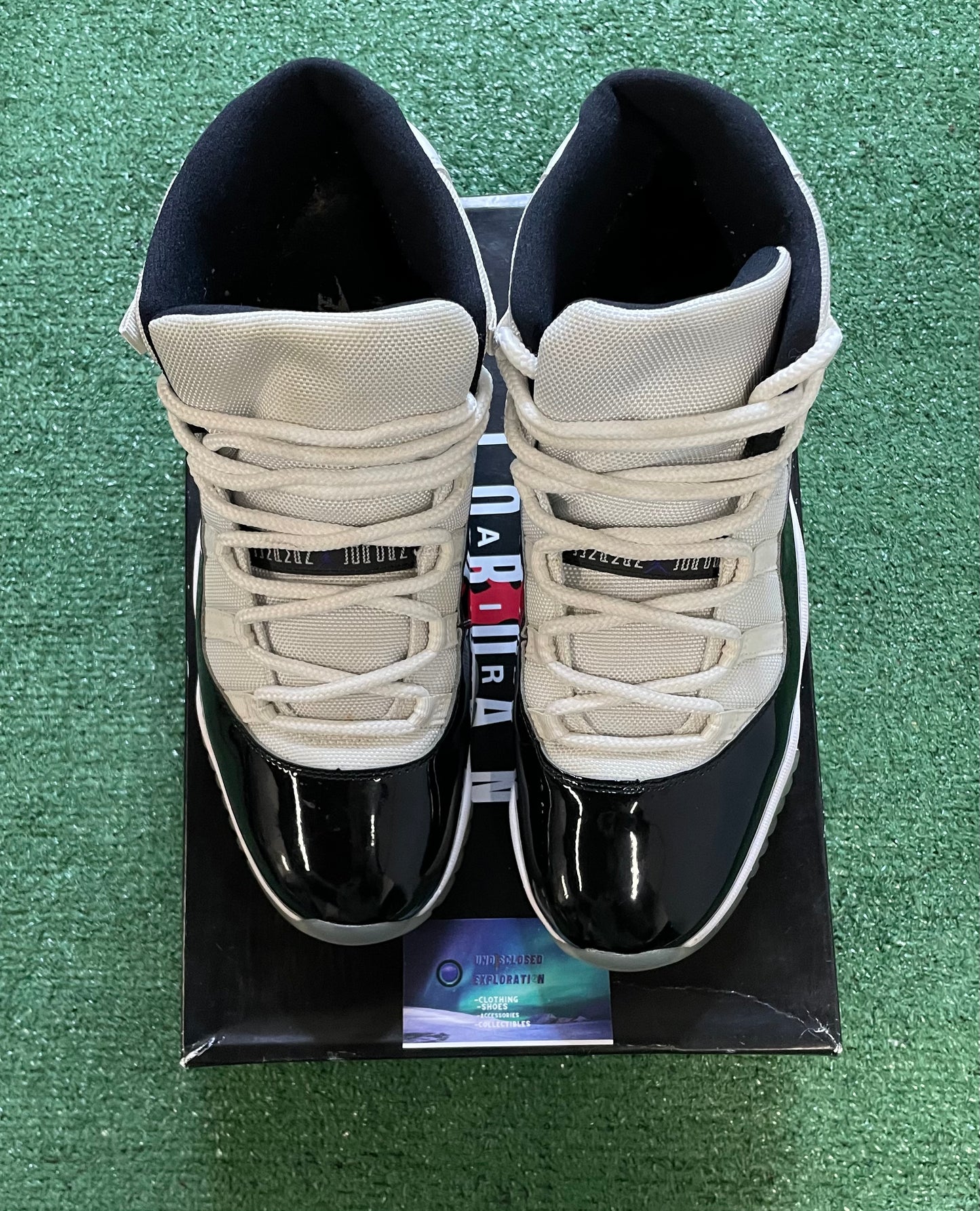Air Jordan 11 concord size 11men/12.5women