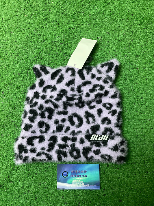 Alab Leopard lavender beanie