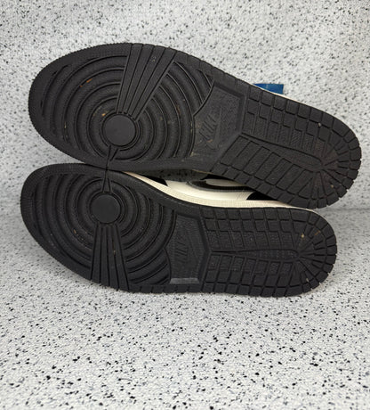 Jordan 1 Mid Satin Grey Toe 9.5 Men/11 Women “Preowned”