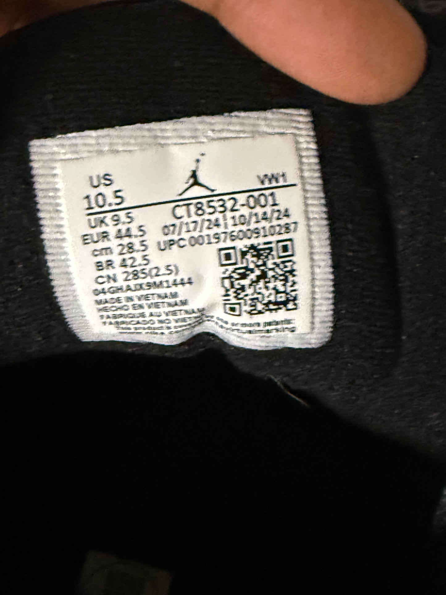 Jordan 3 Black Cat 10.5 Men/12 Women “Preowned”