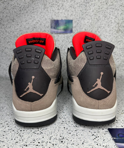 Jordan 4 Taupe Haze 13 Men/14.5 Women “Preowned”