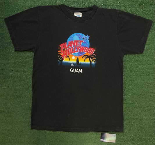 Vintage 1990s Planet Hollywood  Guam tee