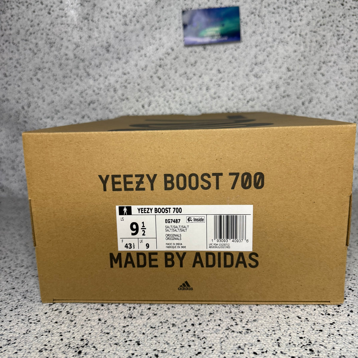 Adidas Yeezy 700 Salt