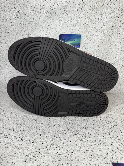 Jordan 1 Mid Rust Pink