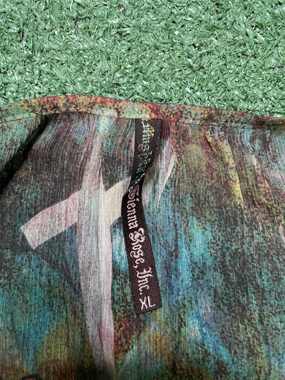 Mushka By Sienna Rose vibrant top