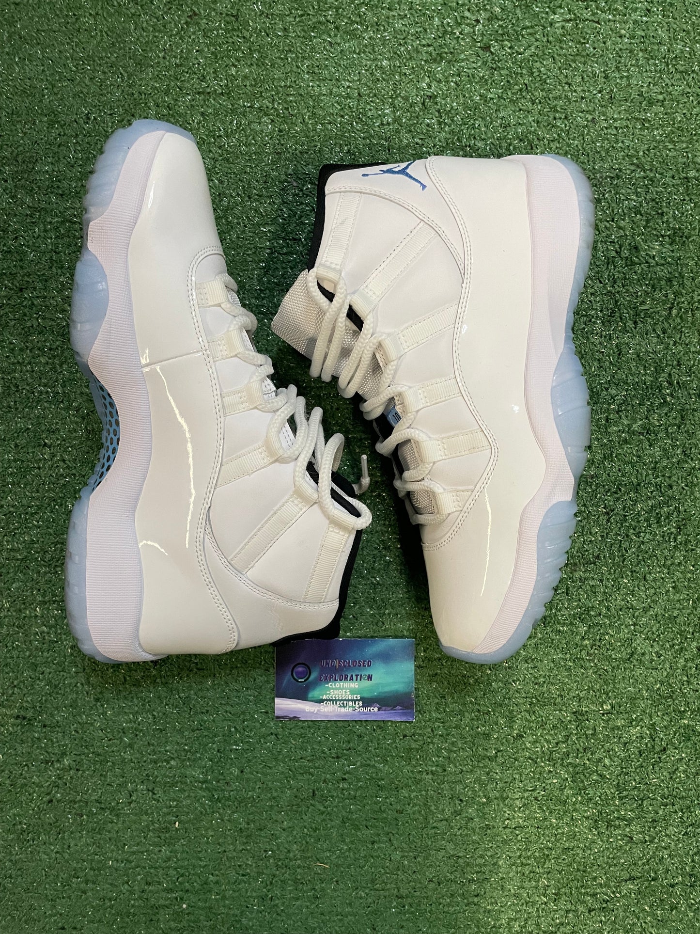 Air Jordan 11 legend blue 2024 size 9men/10.5women