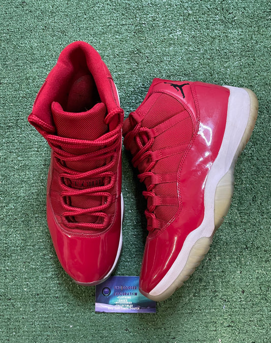 Air Jordan 11 win like 96 size 11men/12.5women