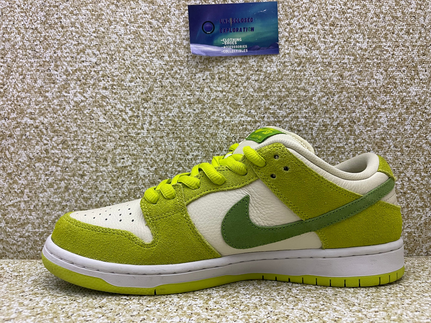 Nike Dunk Sb Low Green Apple 9.5 Men/11 Women “Preowned”