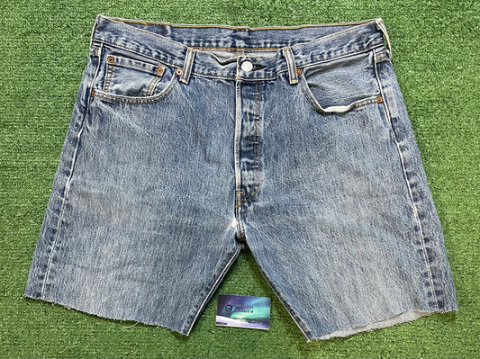 Levi 501 Jean shorts