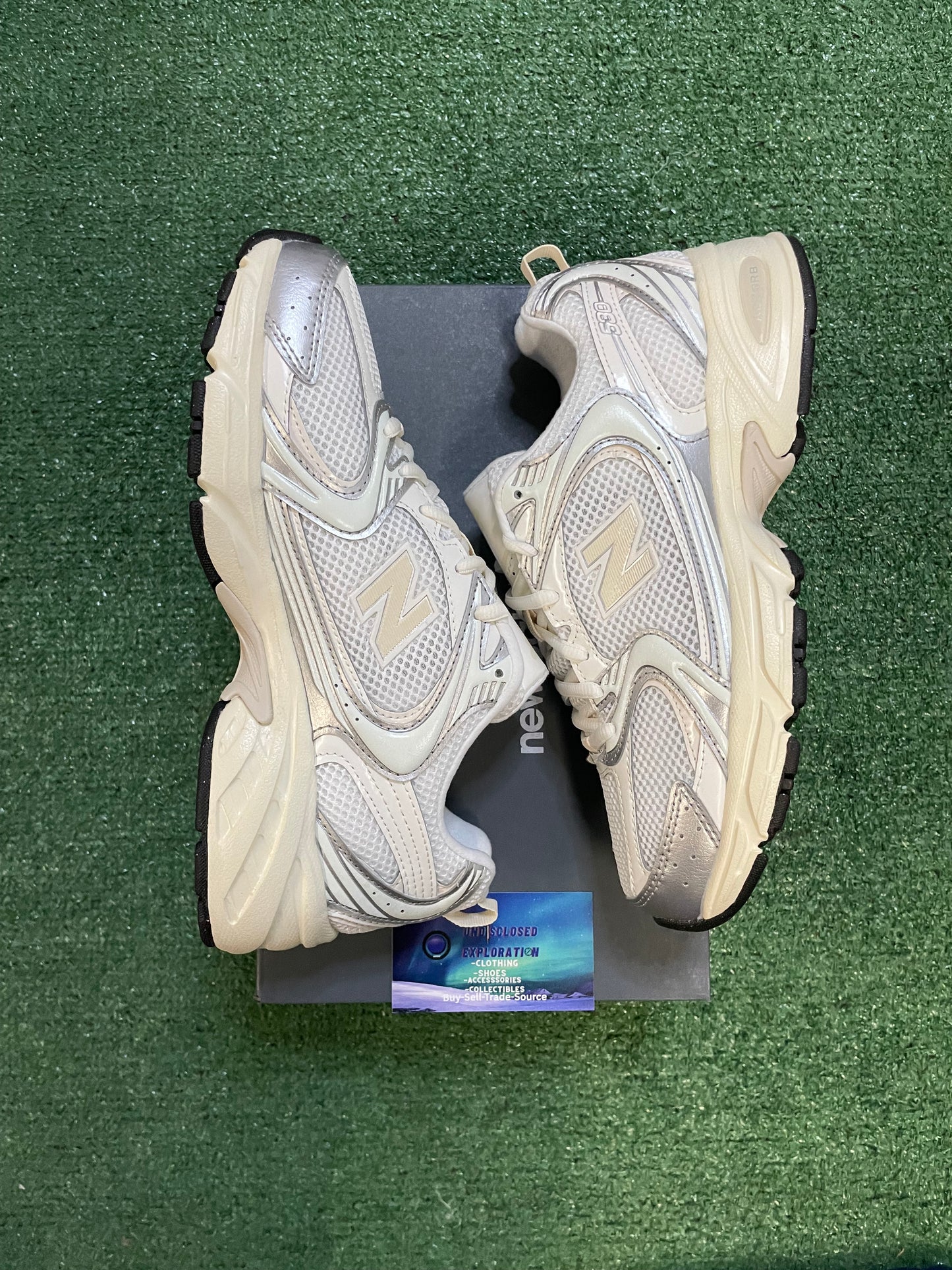 New Balance 530 linen