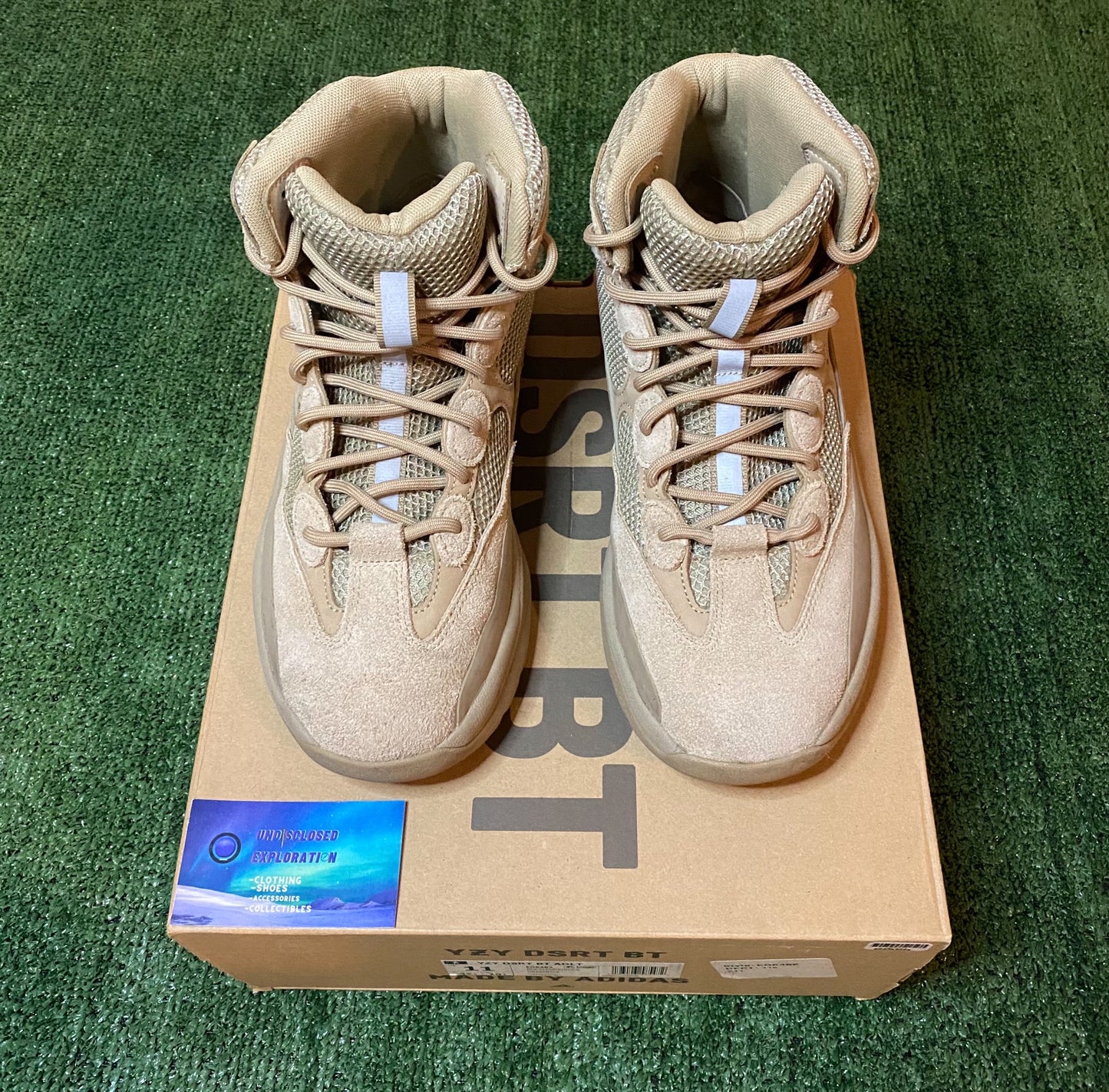 Yeezy dessert boot rock size 11men/12.5women