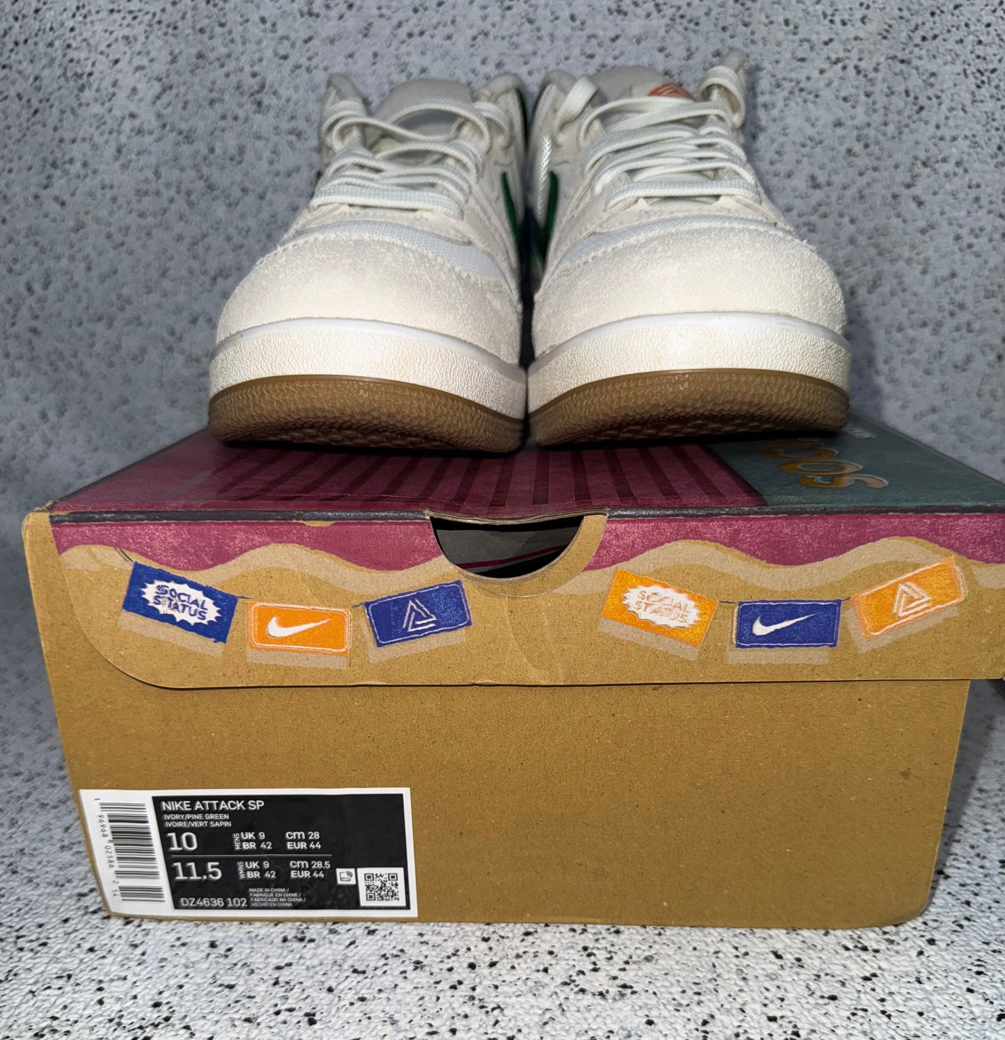 Nike Mac Attack Social Status Social Currency 10 Men/11.5 Women “Preowned”