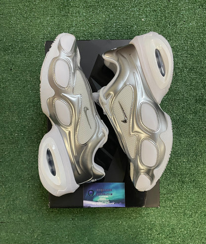 Nike Air Max Muse metallic silver