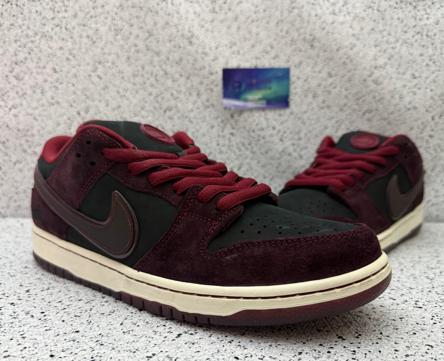 Nike Dunk SB Low Riot Skateshop