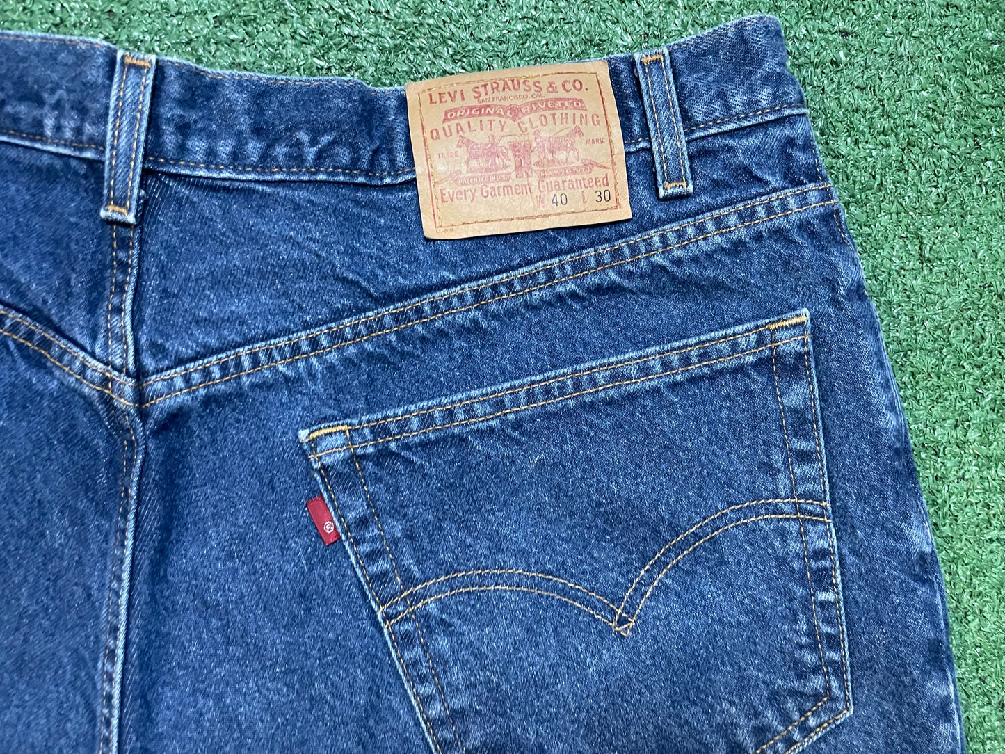 Vintage Levi Dark wash jeans