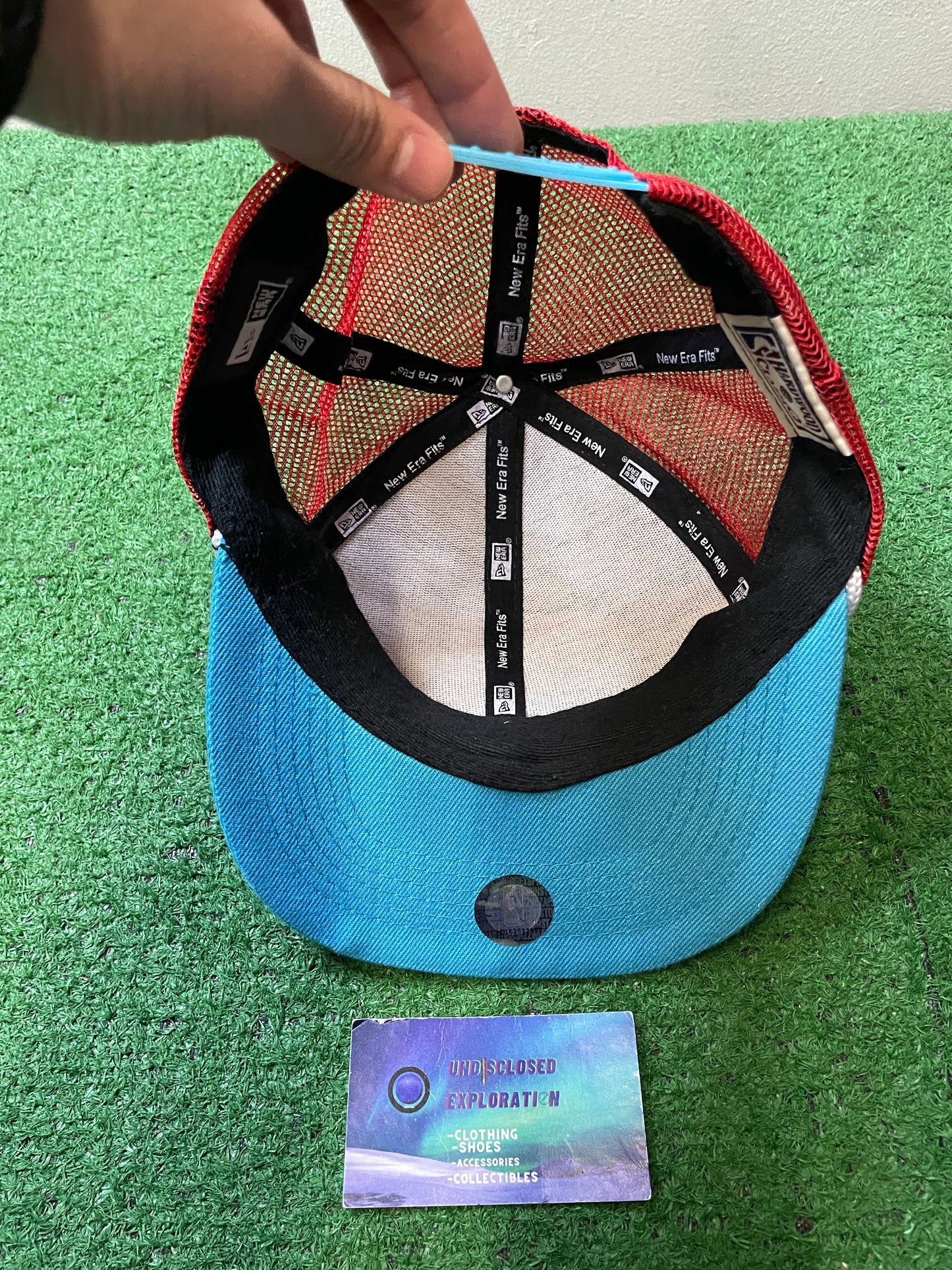 Vancouver Grizzlies blue red black hat