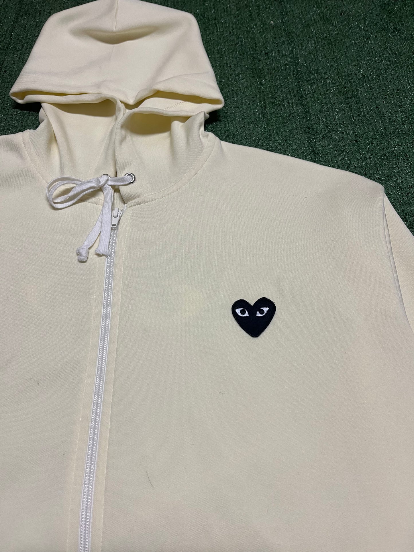 Comme Des garcon big black heart zip up ivory hoodie