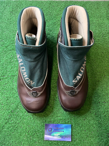Salomon Back Country 6 cross country ski boots size 9.5men/11women