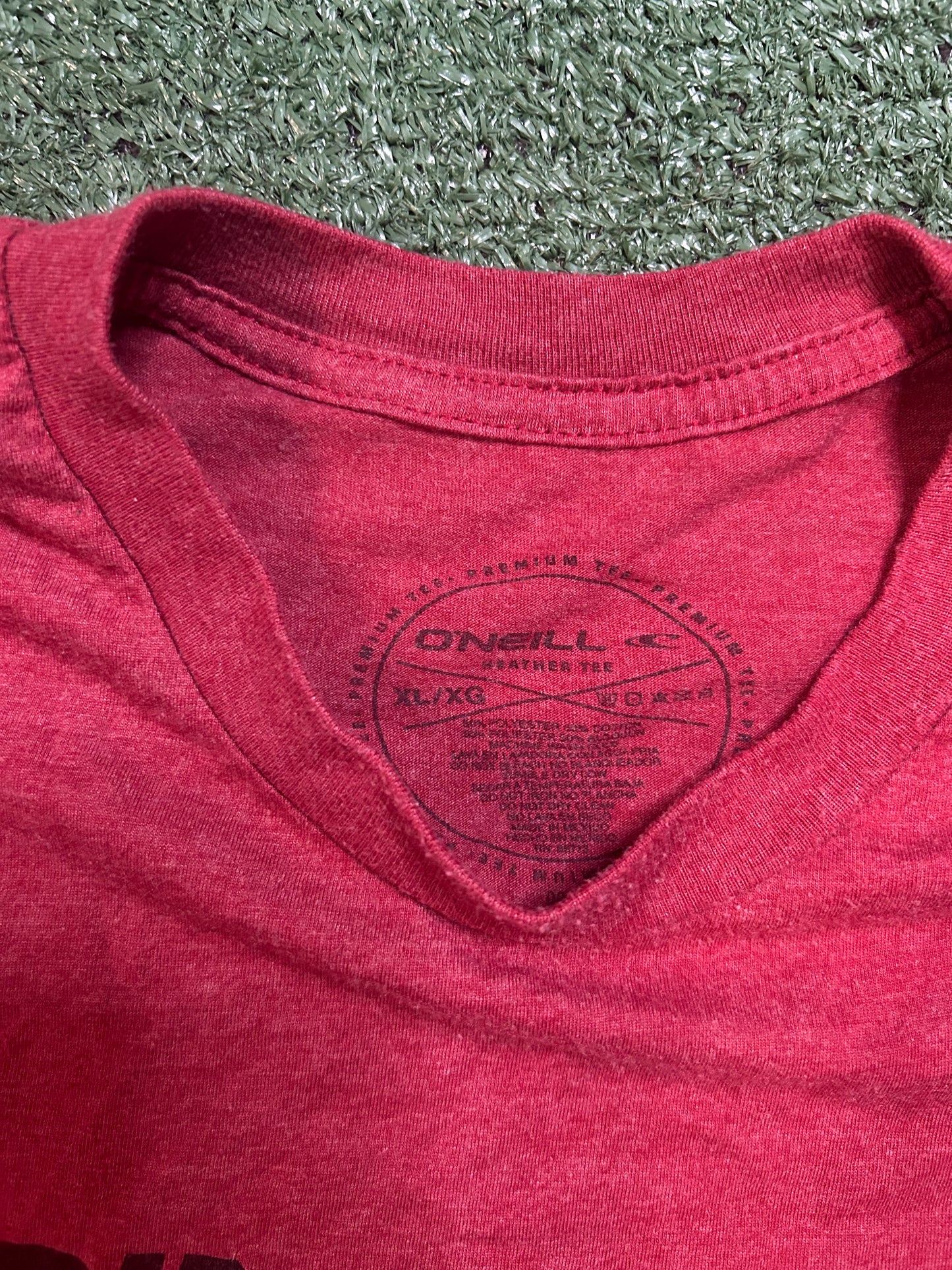 O’Neill red logo tee