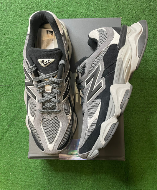 New Balance 9060 black castlerock