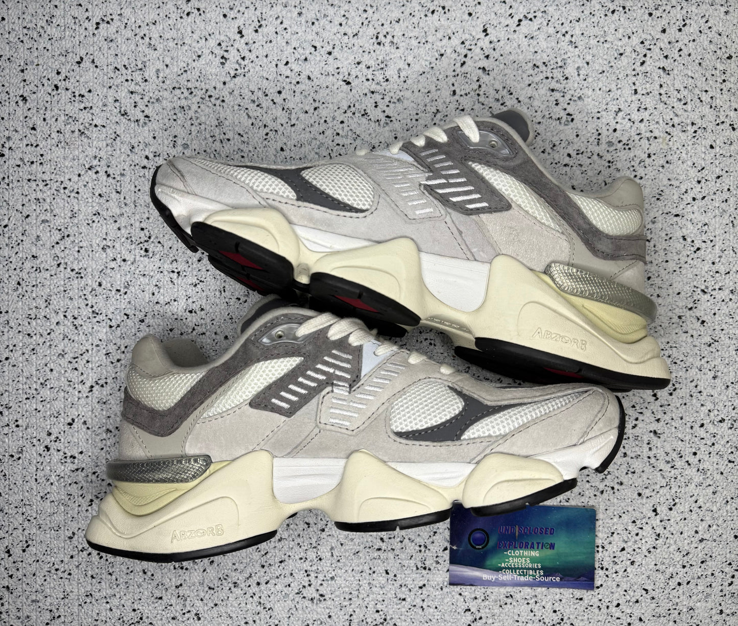 New Balance 9060 6.5 Men/8 Women “Preowned”