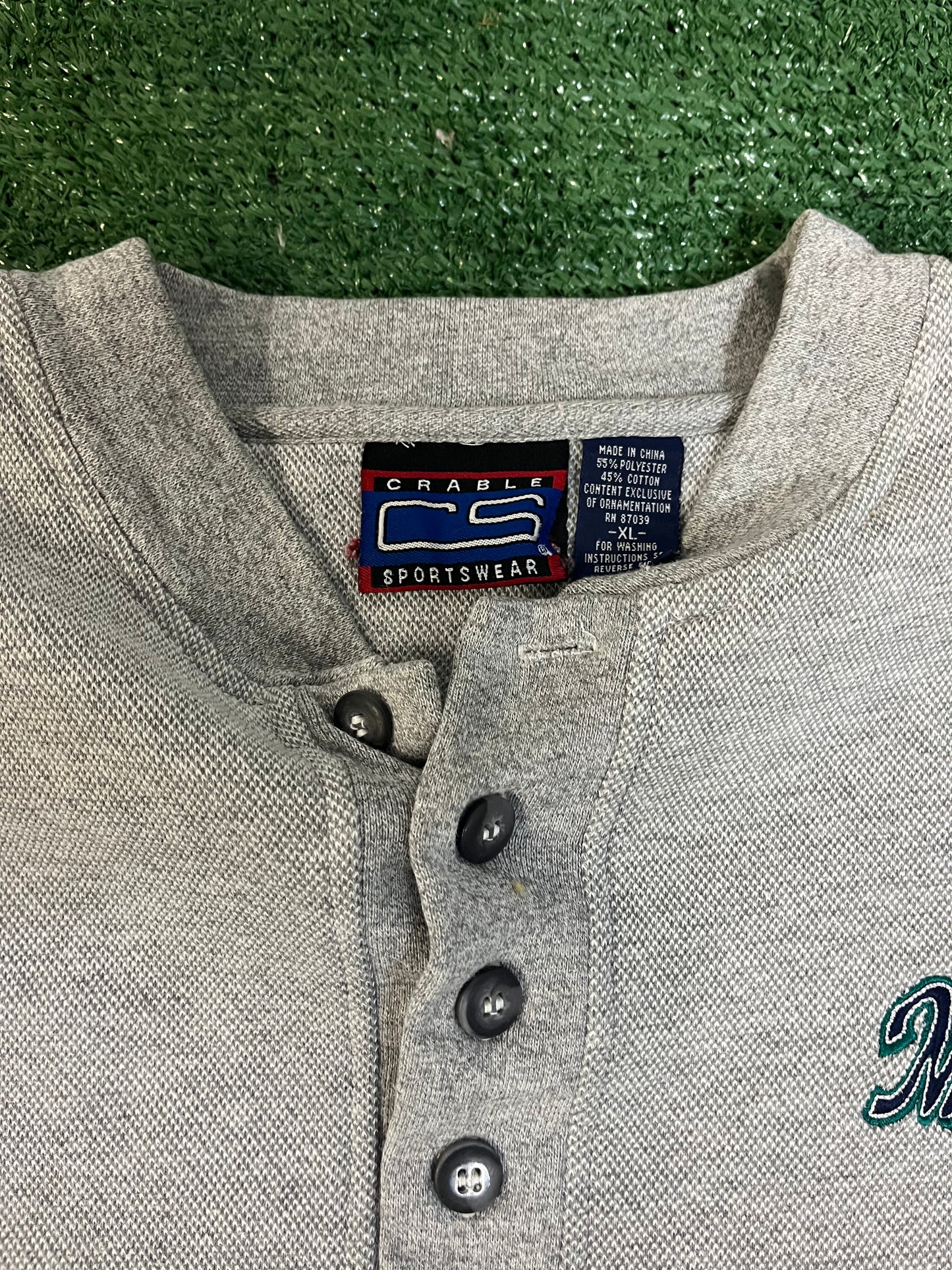 Vintage 1990s  seattle mariners embroidered long sleeve button up tee