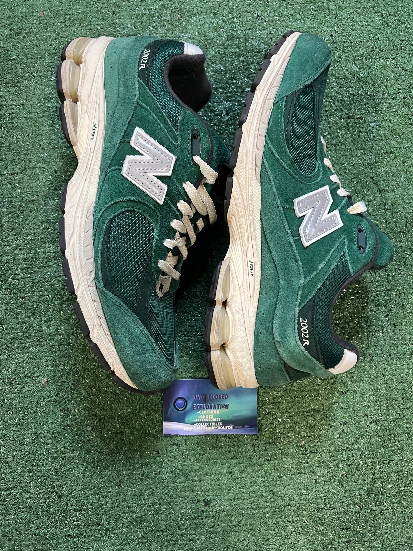 New balance 2002r suede forest green size 11men/12.5women