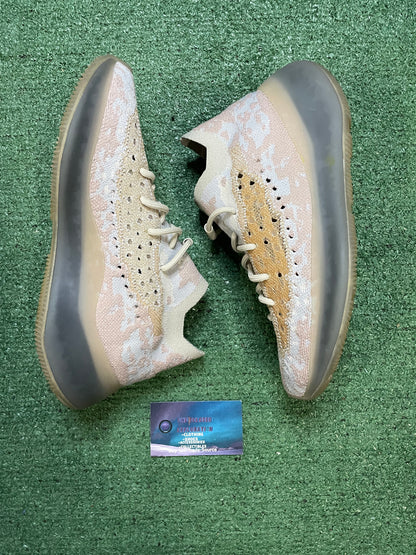 Yeezy 380 pepper size 9men/10.5women