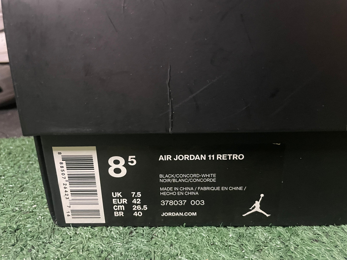 Air Jordan 11 space jam size 8.5men/10women