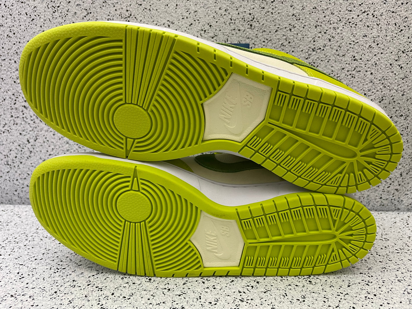 Nike Dunk Sb Low Green Apple