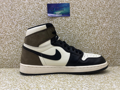 Jordan 1 High Mocha 9 Men/10.5 Women “Preowned”