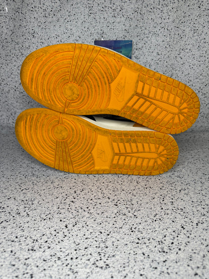Jordan 1 Yellow Toe Taxi 10 Men/11.5 Women “Preowned”