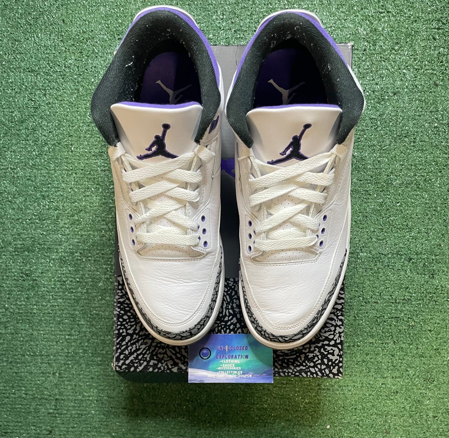 Air Jordan 3 dark iris size 9.5men/11women