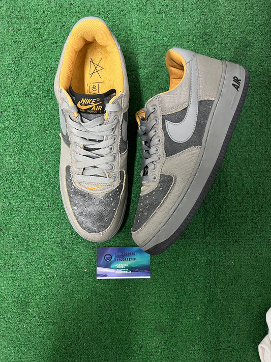 Nike Air Force 1 laundry pack 2004 size 12men/13.5women