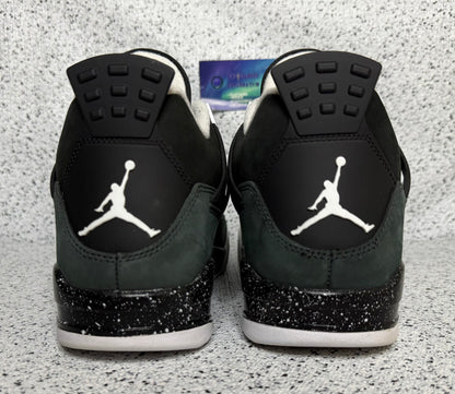 Jordan 4 Fear 11 Men/12.5 Women “Preowned”
