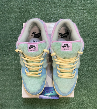 Nike SB Dunk Low verdy size 11men/12.5women