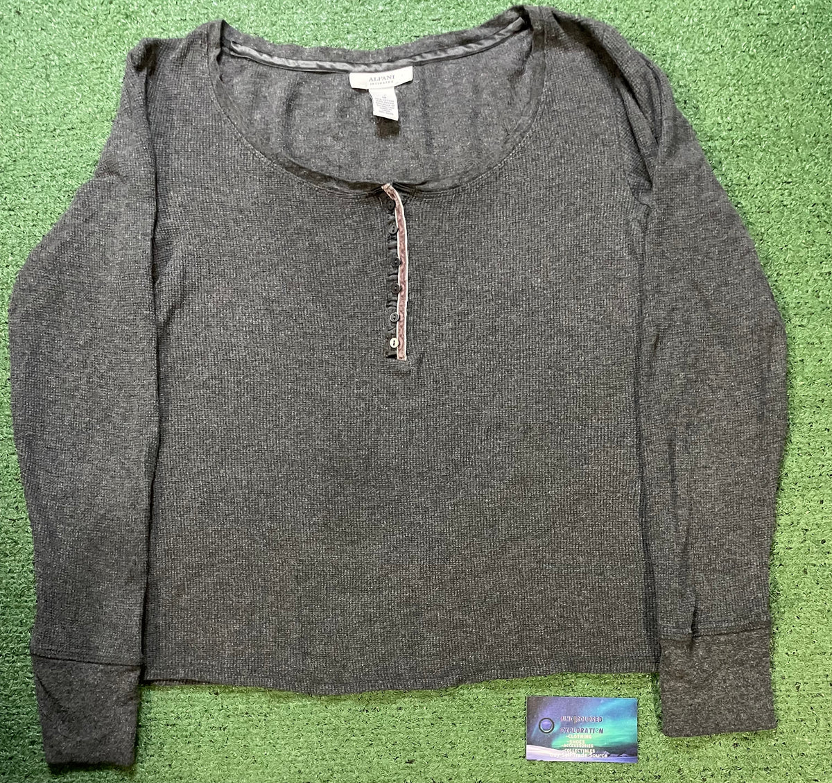 charcoal gray thermal longsleeve top Alfani