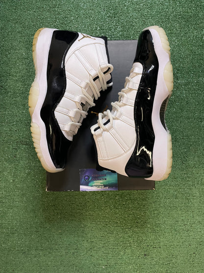 Air Jordan 11 dmp size 11men/12.5women