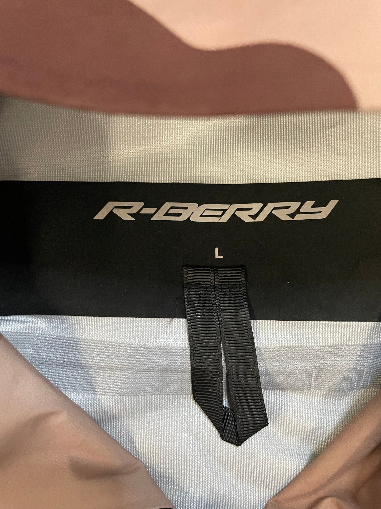 GV Gallery Raspberry Hills dessert storm jacket