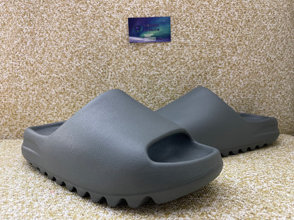 Yeezy Slide Slate Marine