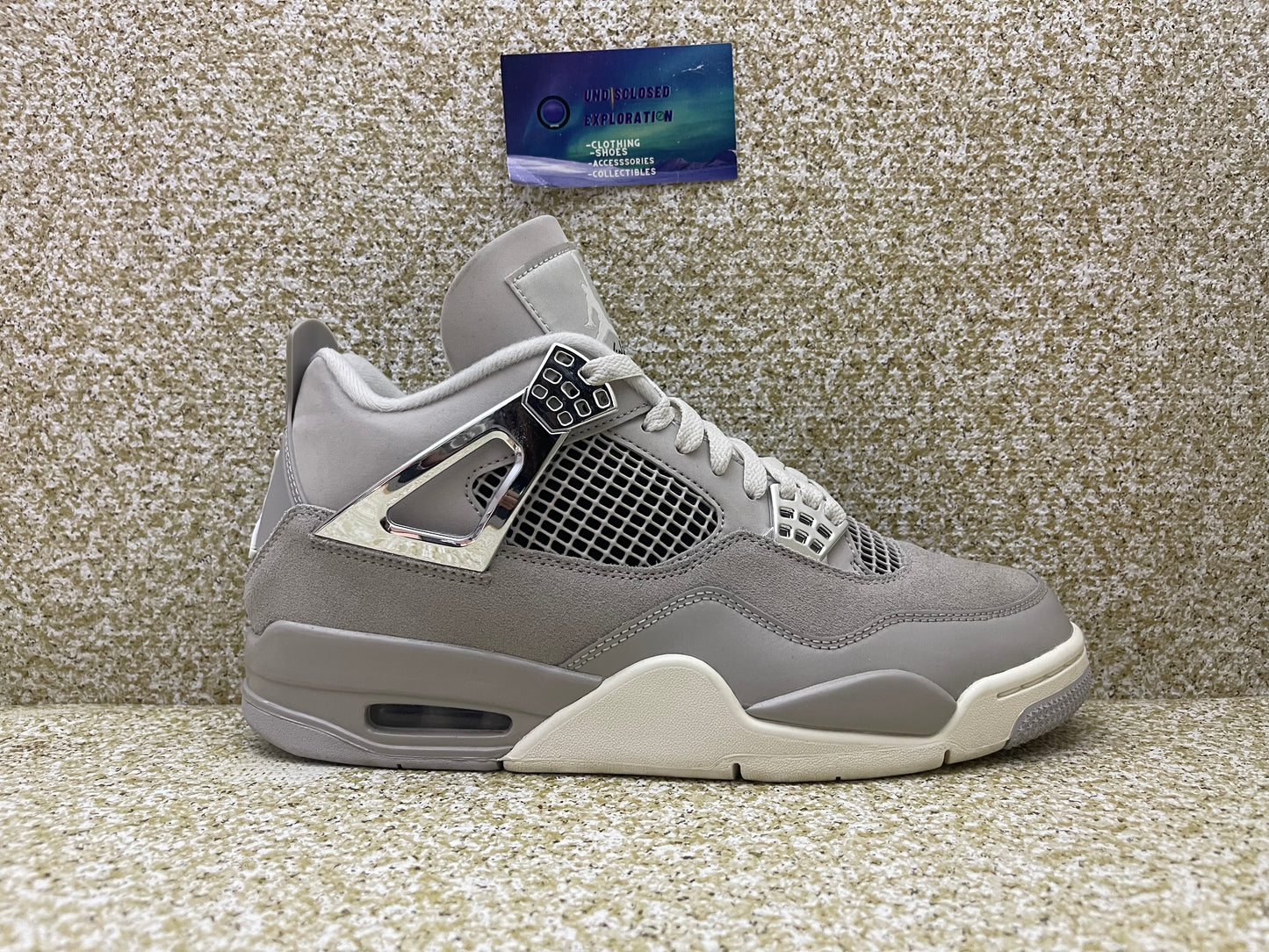 Jordan 4 Frozen Moments 9 Men/10.5 Women “Preowned”