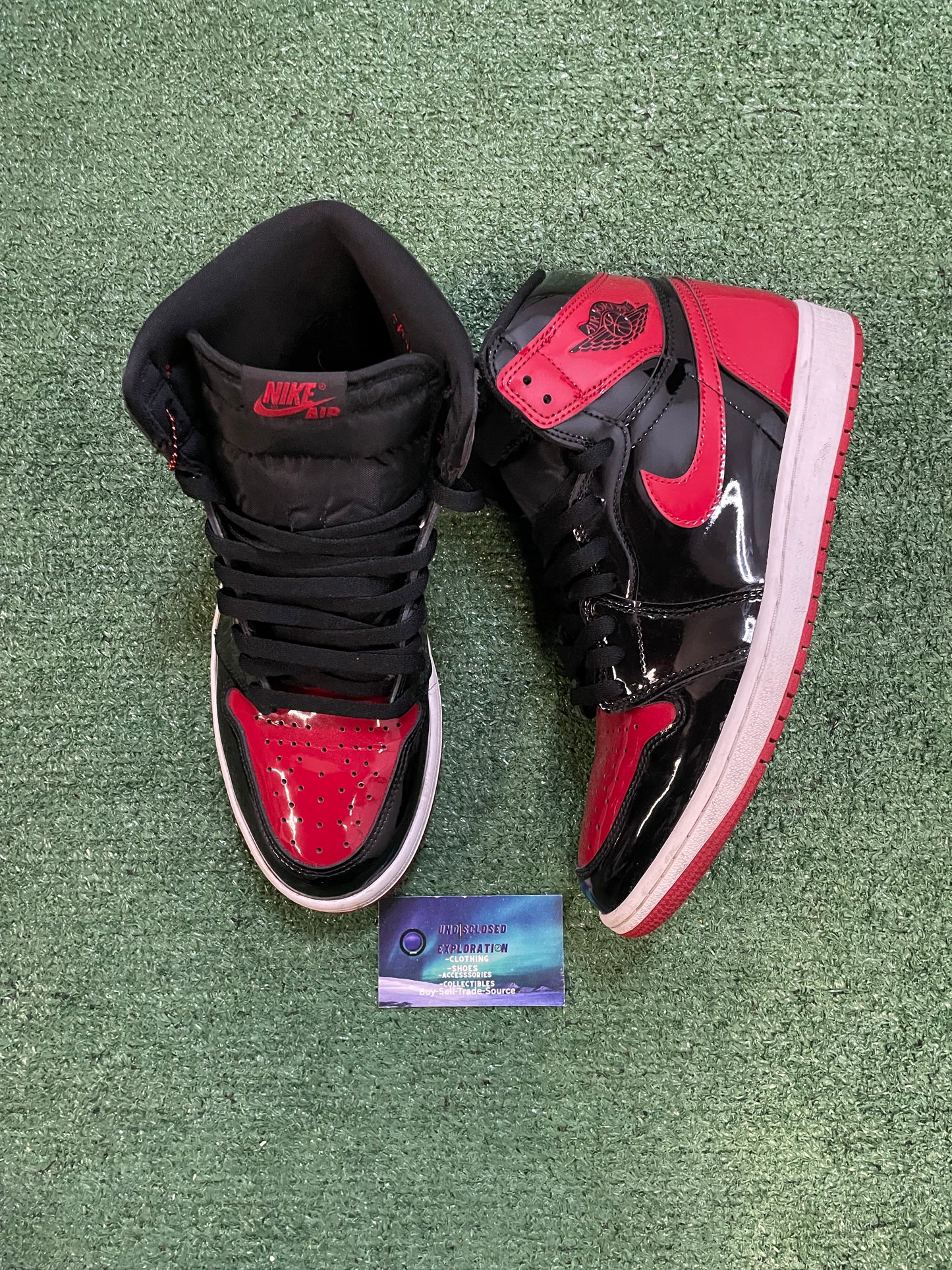 Air Jordan 1 high patent bred size 10.5men/12women