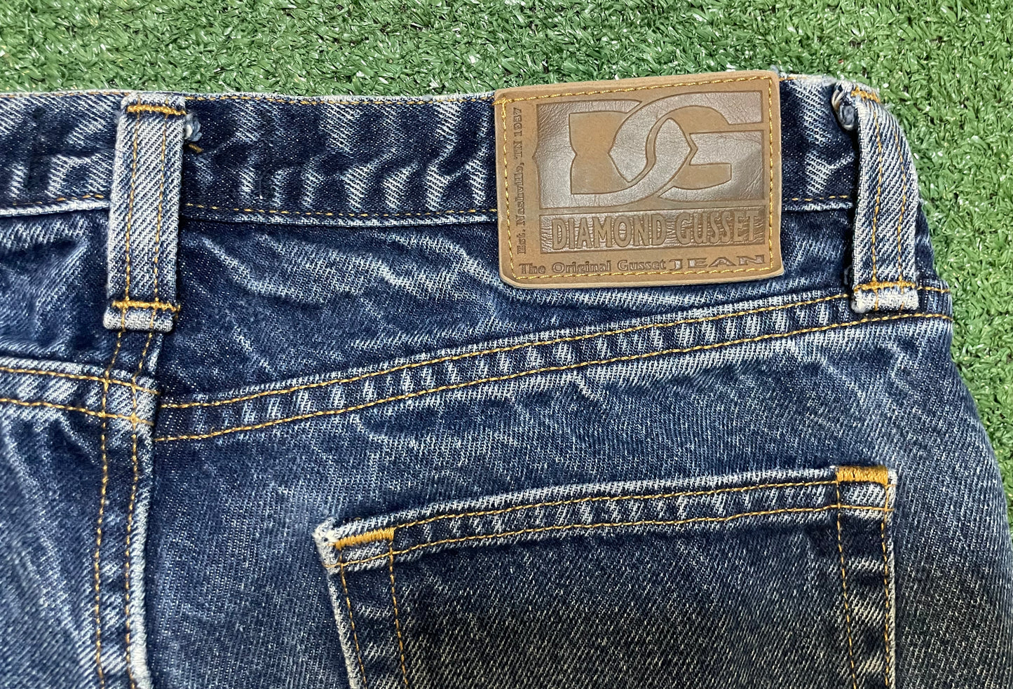 Diamond Gusset blue jeans