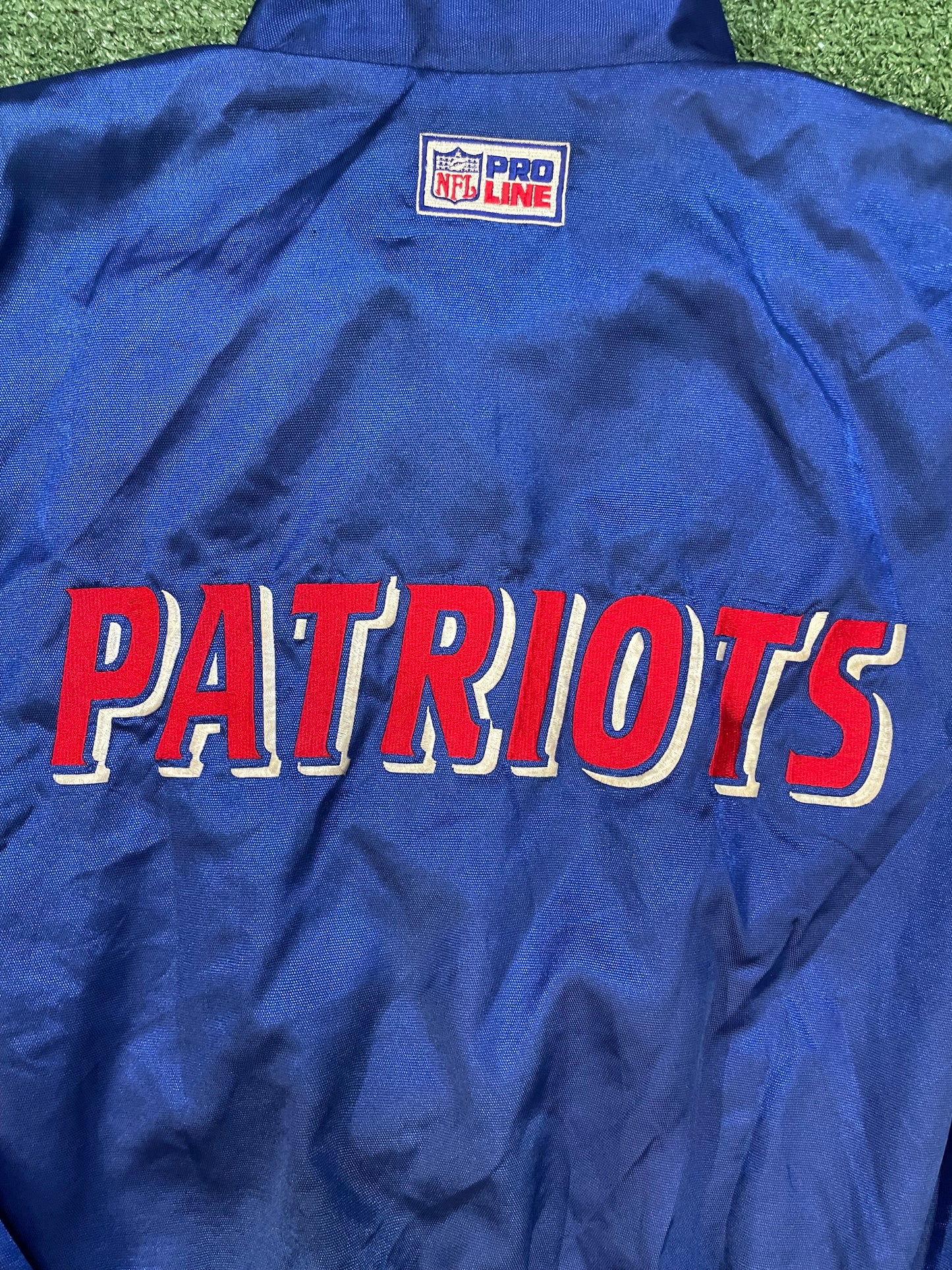 Vintage 1990s New England Patriots NFL jacket