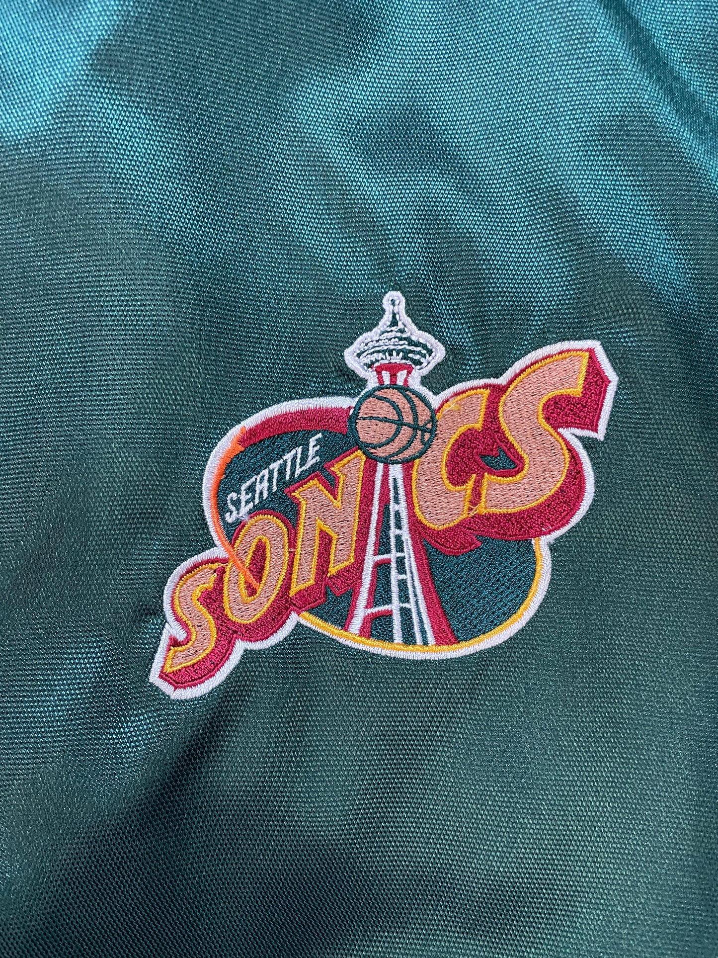 Vintage 1990s Seattle Sonics embroidered zip up jacket