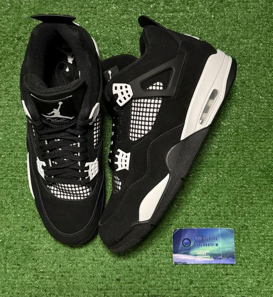 Jordan 4 White Thunder
